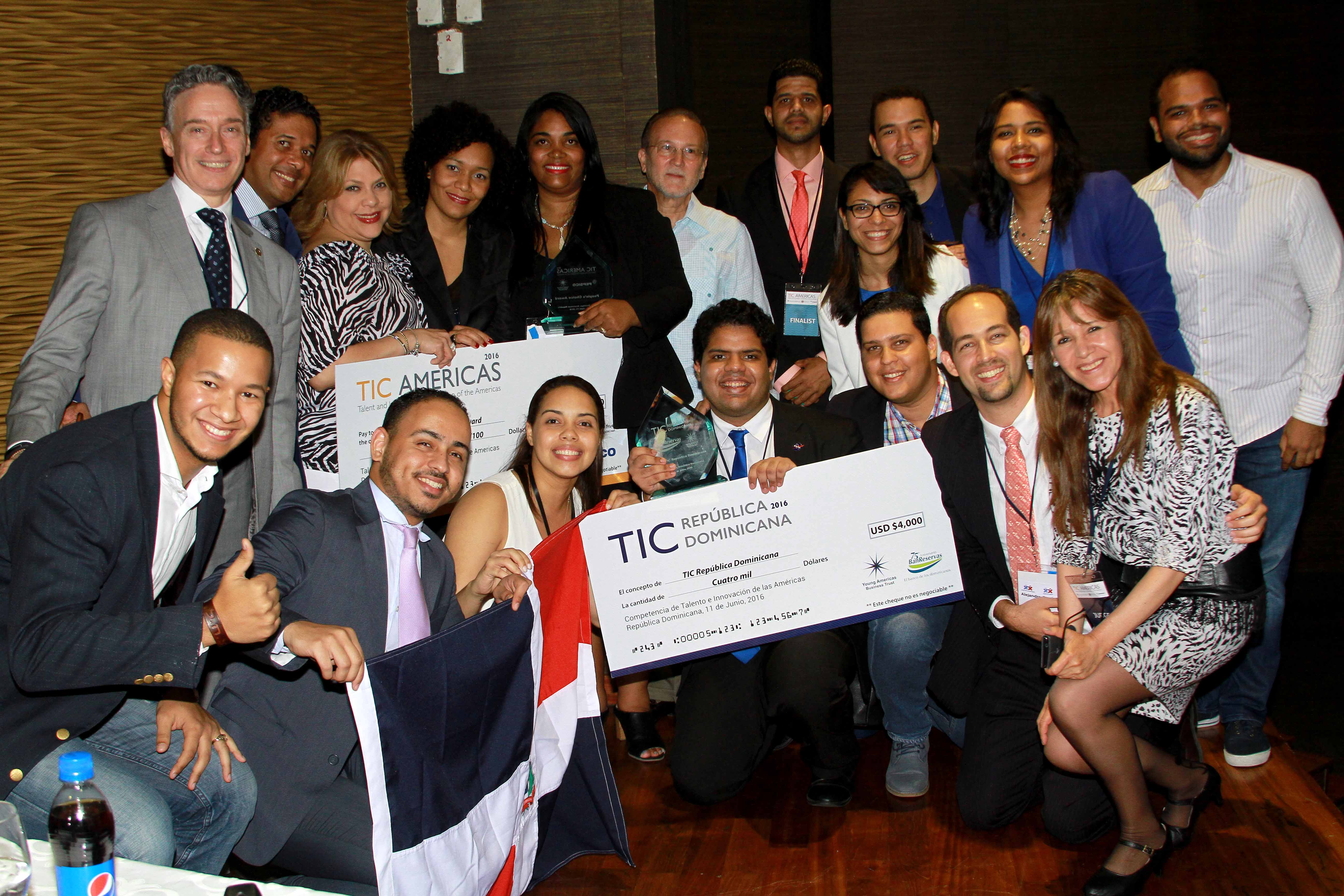 Emprendedores dominicanos participantes en categoria TIC República Dominicana, patrocinado por CREE Banreservas.